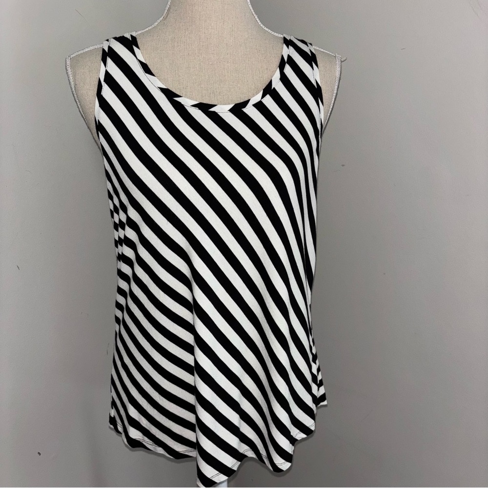 Chico's black & white striped sleeveless tank top stretch knit size 1 Medium 8